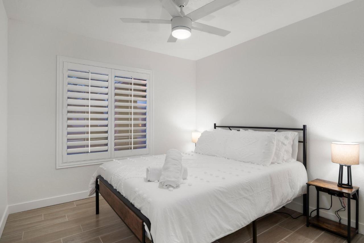 Large Pool With Diving Board, Remodeled 3Bdrm, Near State Farm Stdm And More! Peoria Dış mekan fotoğraf