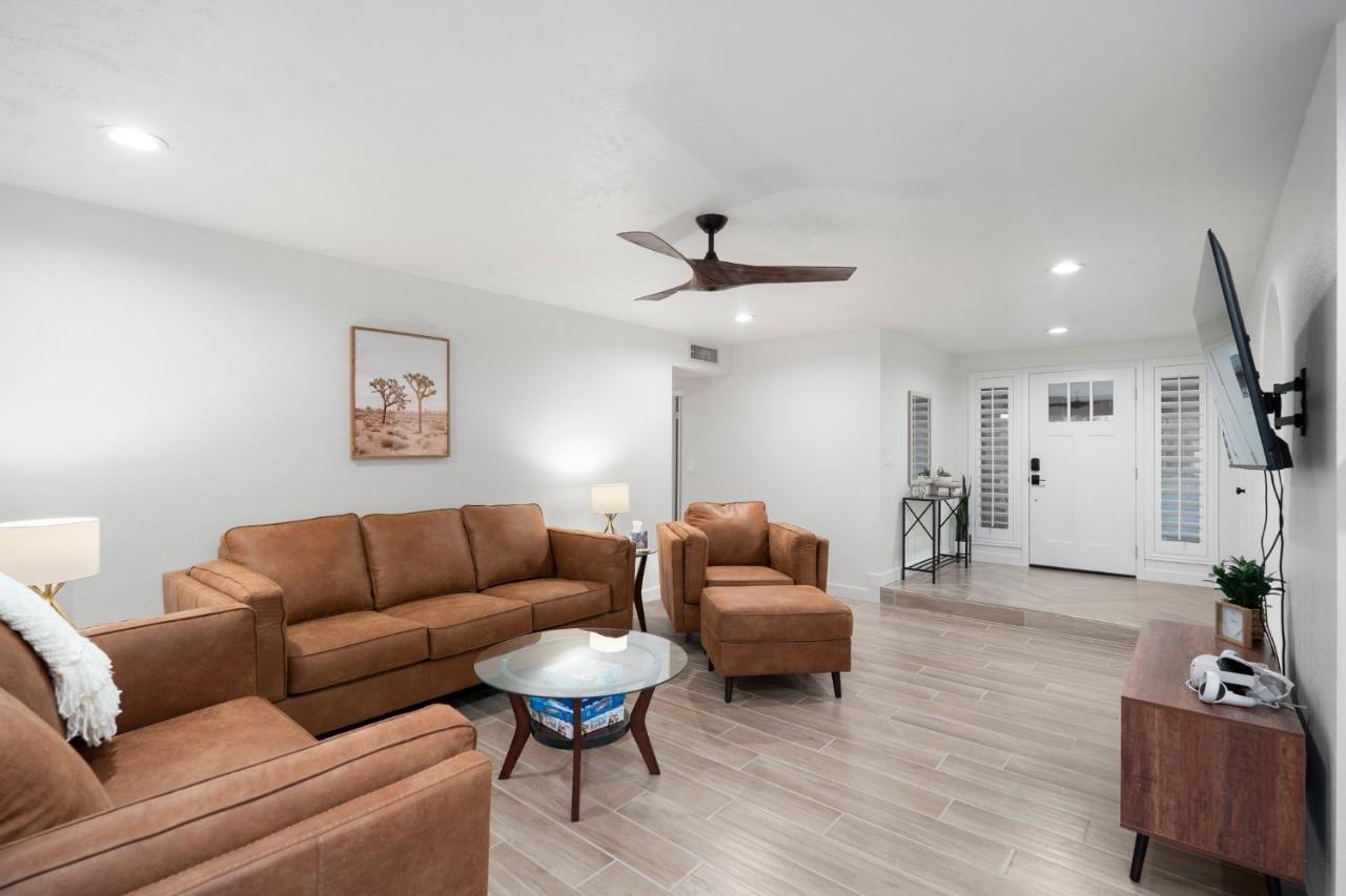 Large Pool With Diving Board, Remodeled 3Bdrm, Near State Farm Stdm And More! Peoria Dış mekan fotoğraf