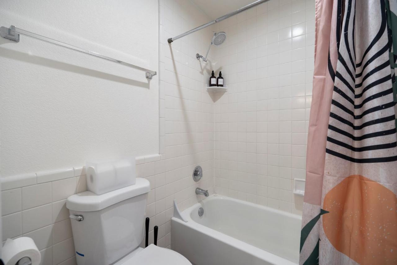 Large Pool With Diving Board, Remodeled 3Bdrm, Near State Farm Stdm And More! Peoria Dış mekan fotoğraf