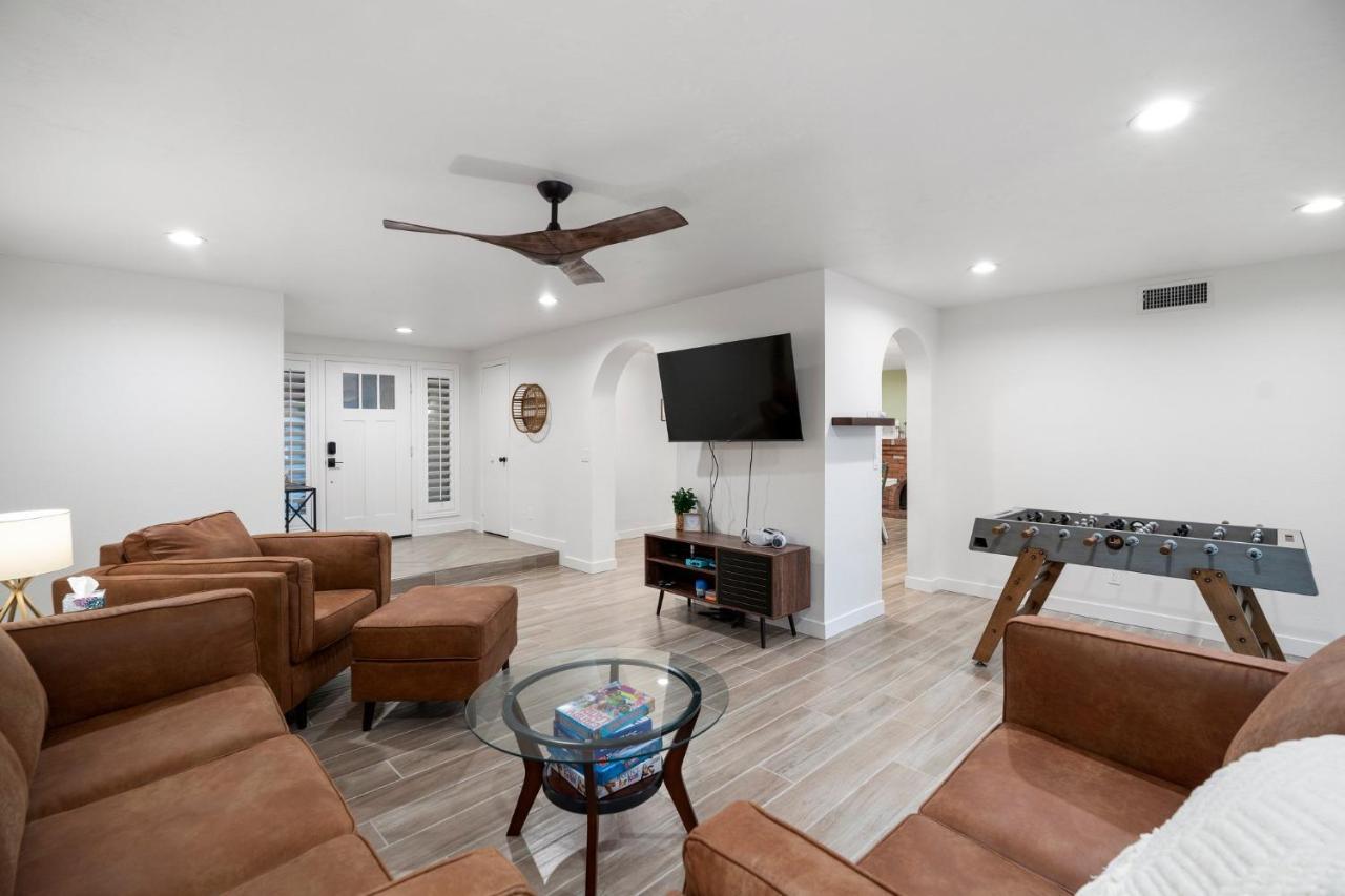 Large Pool With Diving Board, Remodeled 3Bdrm, Near State Farm Stdm And More! Peoria Dış mekan fotoğraf