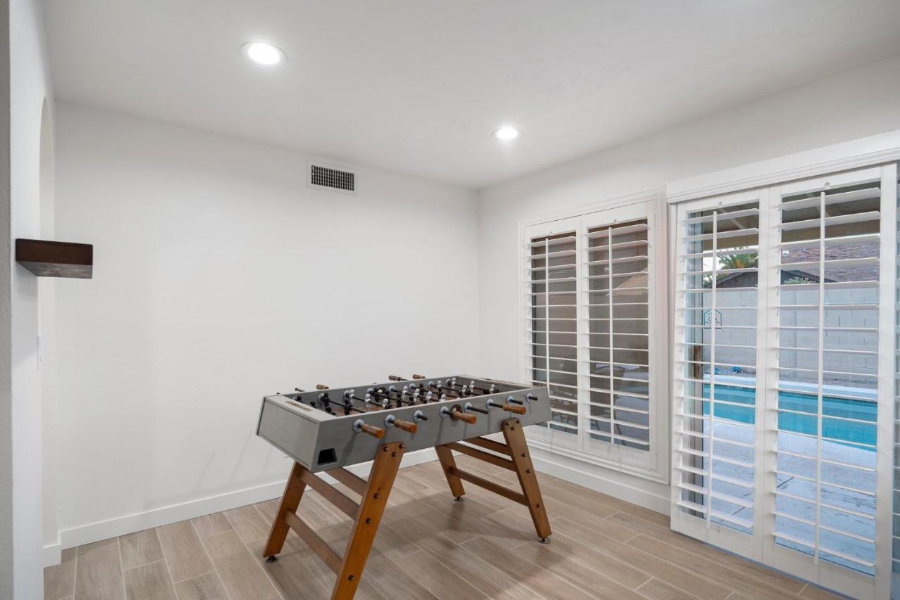 Large Pool With Diving Board, Remodeled 3Bdrm, Near State Farm Stdm And More! Peoria Dış mekan fotoğraf